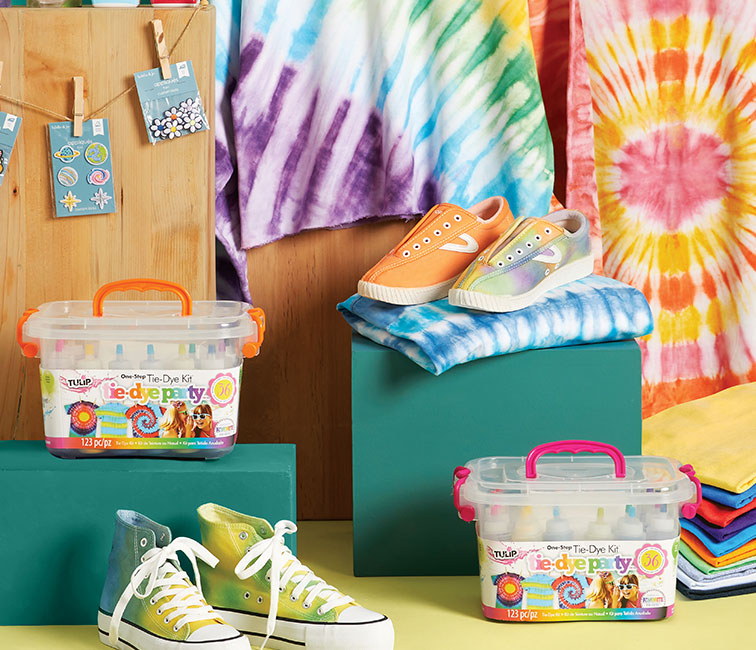 With Tulip and Gildan and JOANN, you can create cool, colorful designs for summer!